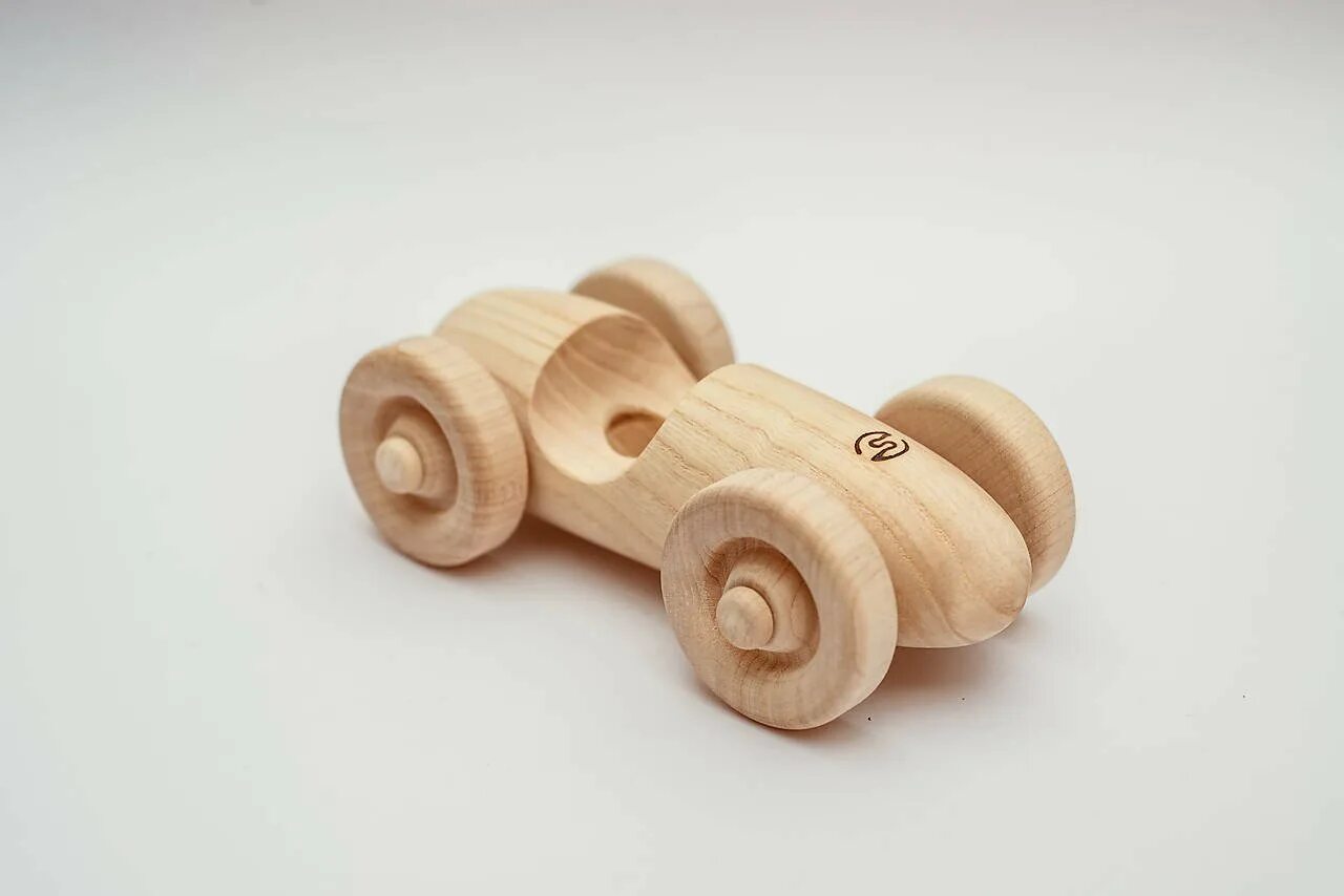 Токарные игрушки из дерева. Изделия на токарном станке. Деревянные игрушки. Деревянные токарные изделия. Изделия из дерева на токарном станке.