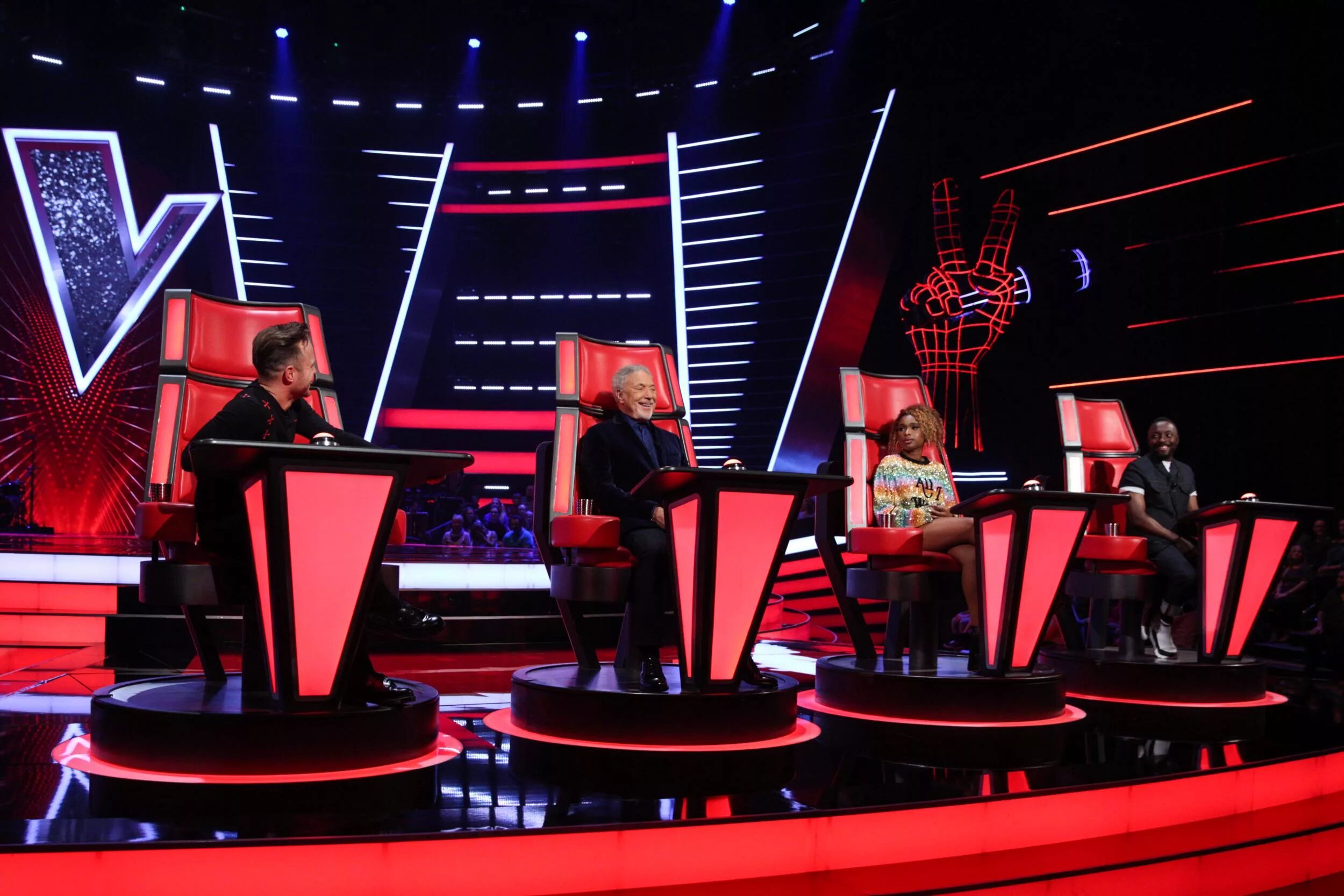 Voice. Войс шоу голос. Сцена the Voice uk. The Voice (телешоу, США). Жюри голос.