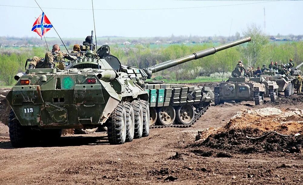 Т-72 лнр. Военные на донбассе. Бмп 2 лнр. Украина военная техника на донбассе. Бронетехника армии днр.