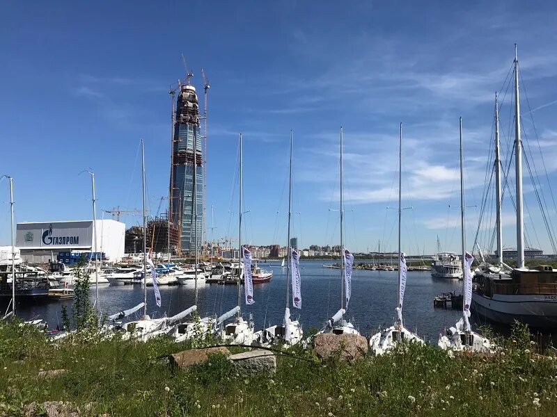 регата. тель авив порт марина. парусная регата швертботы. канонерский яхтенная марина. балтийский яхтенская неделя.