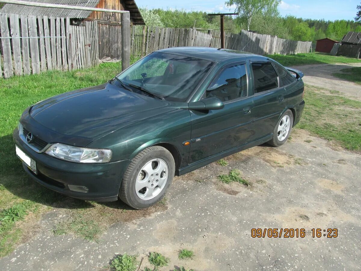 Вектра б года выпуска. Opel Vectra b 2000 зеленый. Opel Vectra 2000. Опель Вектра 2000. Опель Вектра b 2000.