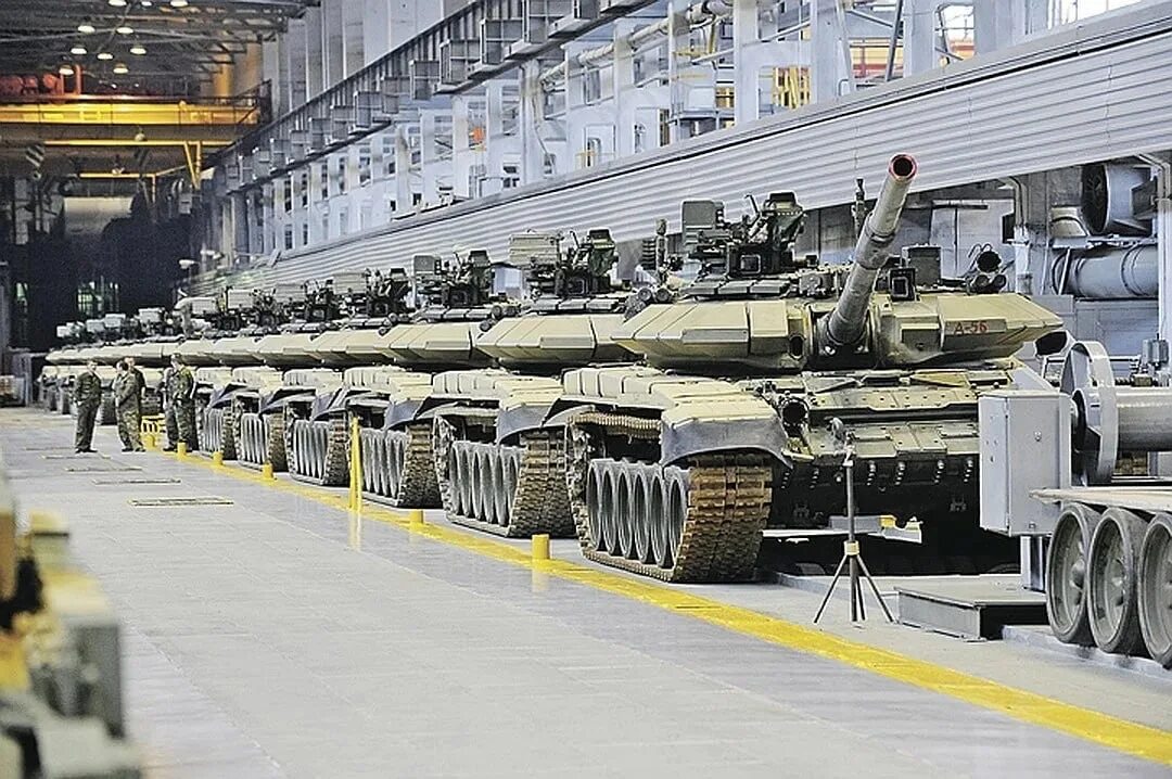 Цех 130 увз. Т-72 увз. Уралвагонзавод т-34. Уралвагонзавод конвейер т-90. Т-34 увз.
