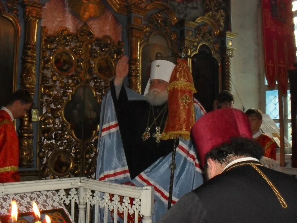 служба в ильинском храме. открытие храма в торжке. сергиев посад вознесенского храма подворьем. служба в храме илии пророка псков. служба в евгеневской в церкви.