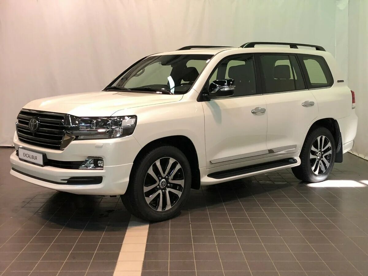 Toyota Land Cruiser 200 2018. Toyota Land Cruiser 200 2018 Excalibur. Тойота ленд Крузер 2018 белый. Toyota Land Cruiser 200 белый 2018.