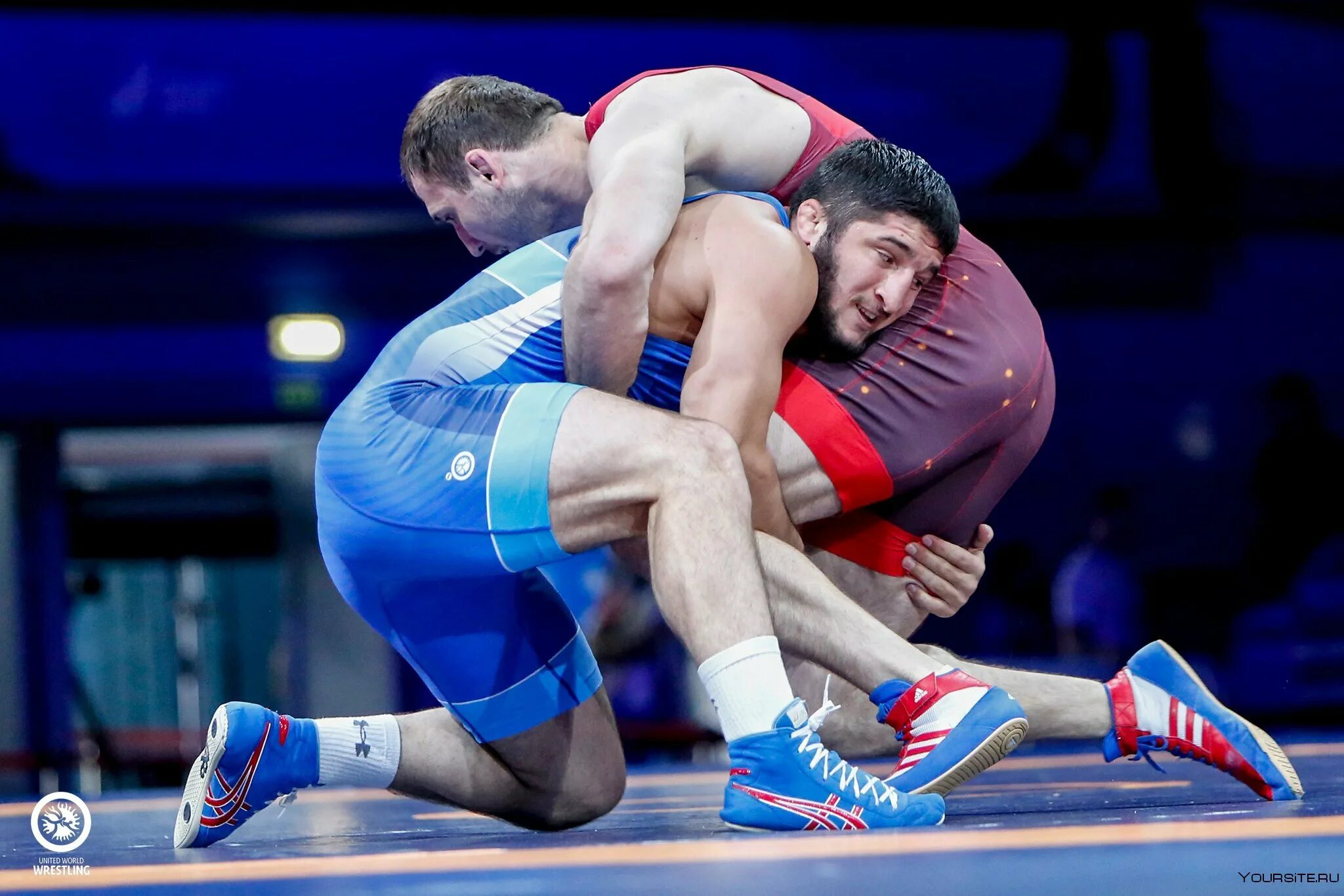 Спортсмены по вольной борьбе. Абдулрашид Садулаев. Борец Абдулрашид Садулаев. Вольная борьба Садулаев. Абдулрашид Садулаев Вольная.