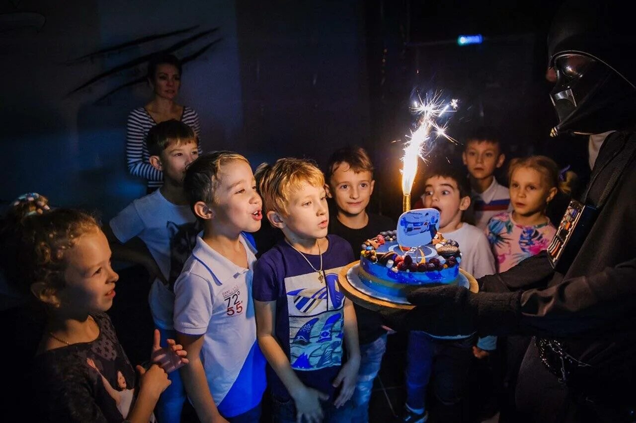 Laserland Петрозаводск. Laserland лазертаг. Laserland Казань, Казань. Лазертаг в Петрозаводске на Онежской флотилии.