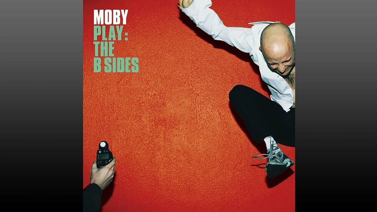 Moby play. Moby Play 1999. Moby обложка. Moby Flower. Моби обложки альбомов.