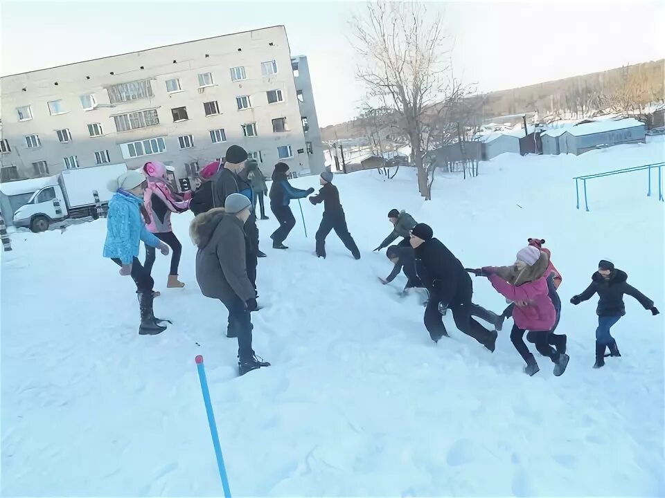 Сош 18 чебоксары. Город чебоксары 18 школа. 18 школа чебоксары юзр. царь горы чебоксары. мбоу сош н18 чебоксары.