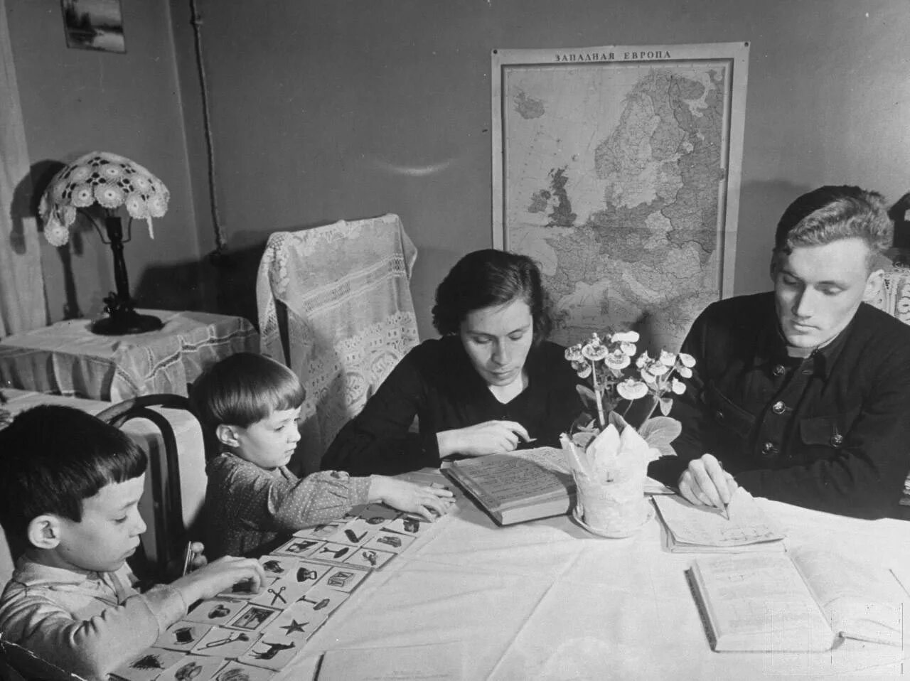 Уголовное право в 1930-е годы. Семейное право периода 1917 – 1926 гг. Семейное право 1930. Советские художники свадьба. Жизнь до войны 1941.