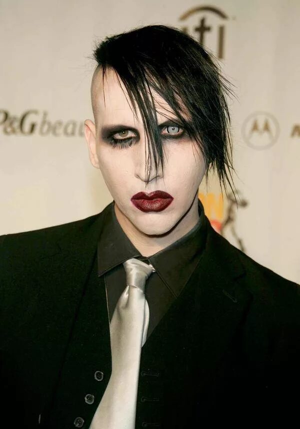 Слушать мэрилин мэнсона. Слушать мэрилин мэнсона. Мэнсон мэрилин мэнсон. Слушать мэрилин мэнсона. Marilyn manson фото.