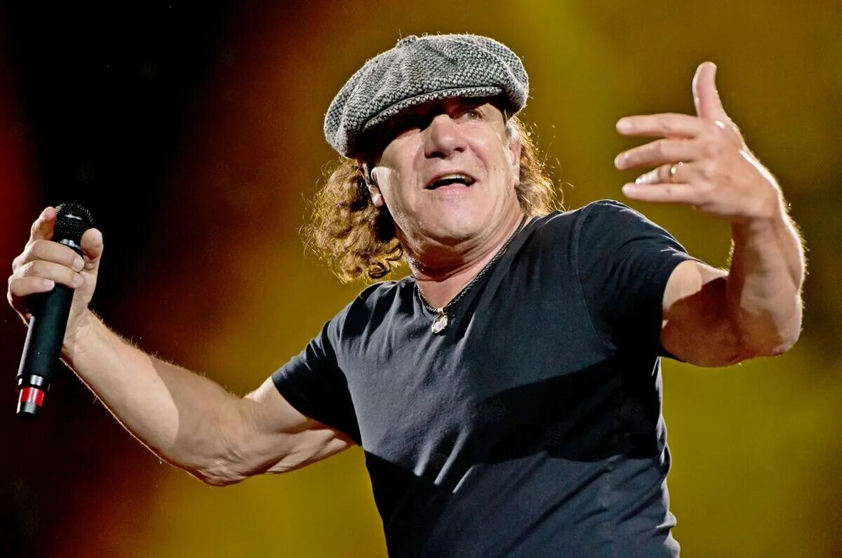 Брайан Джонсон. Вокалист AC DC. Brian Johnson AC DC. Вокалист Брайан Джонсон.