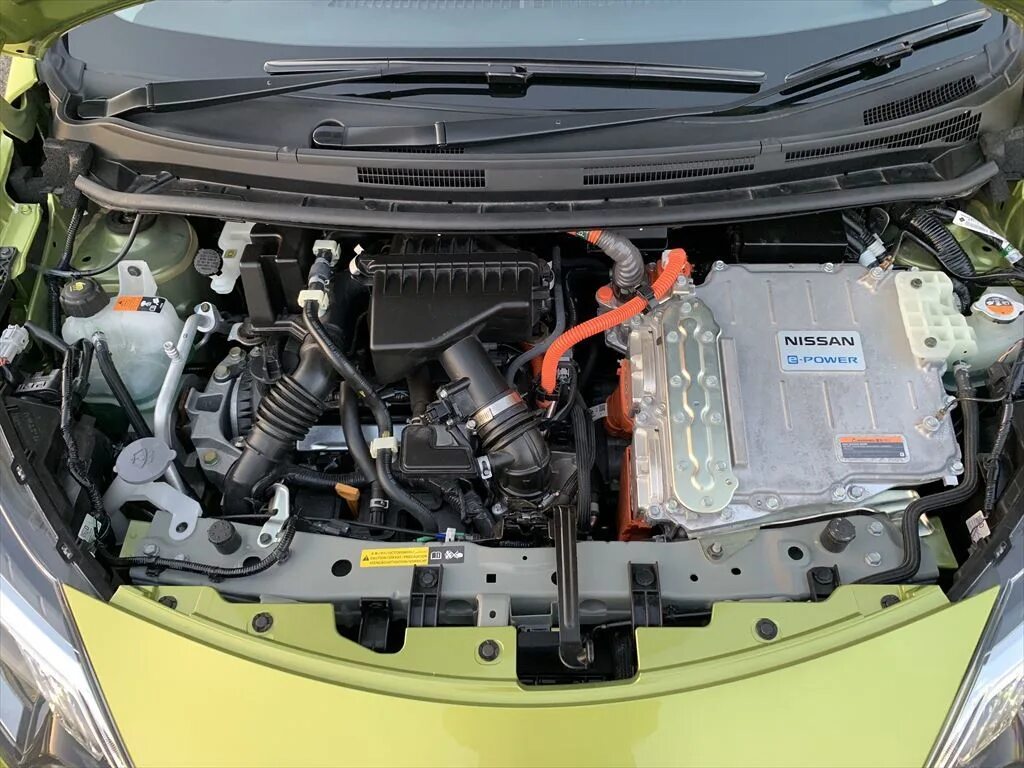 Ниссан ноут пауэр купить. Nissan Note e-Power двигатель. Nissan Note e Power Электромотор. Nissan Note Hybrid e- Power. Nissan Note e-Power Nismo.