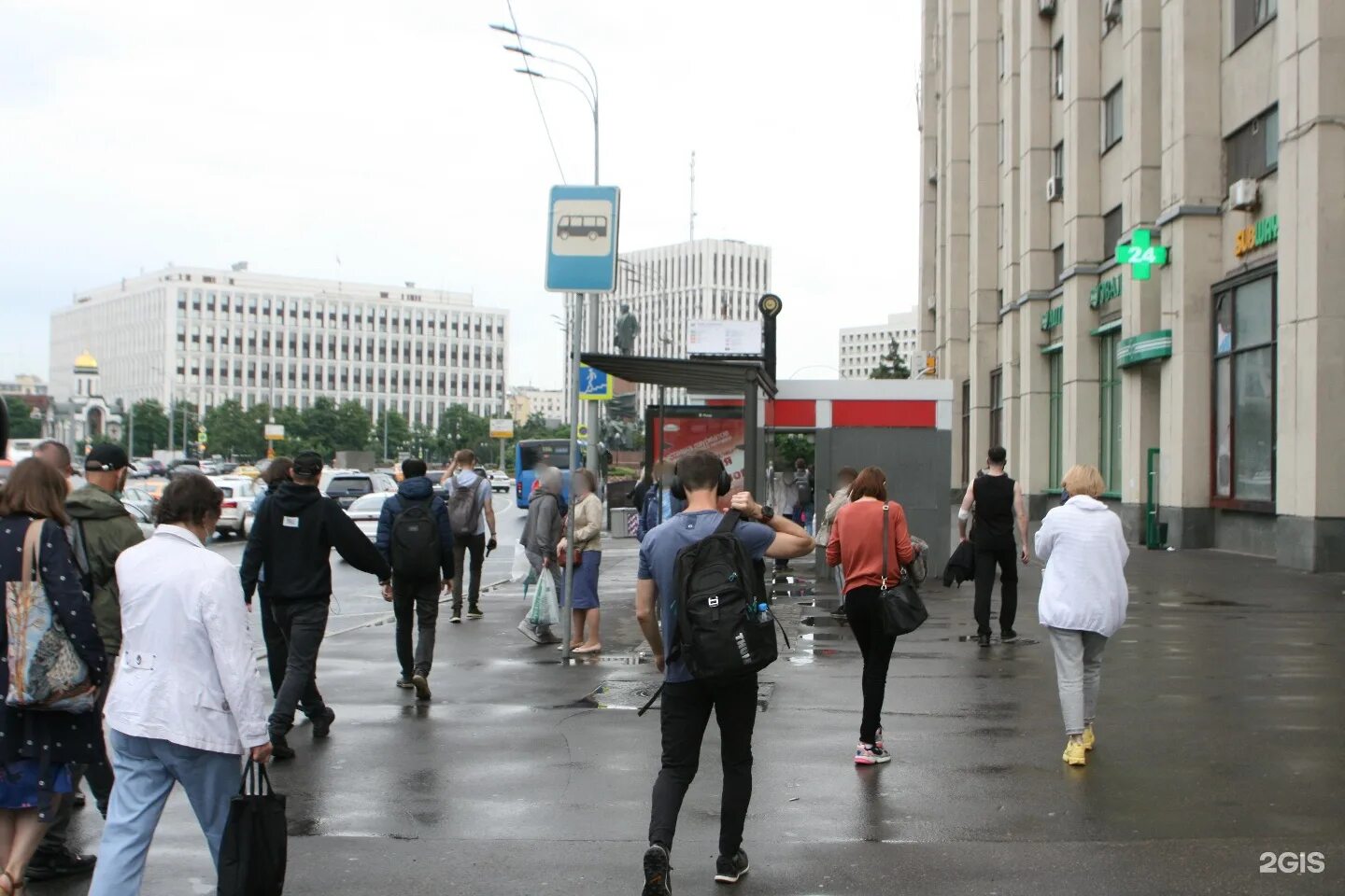 Остановке метро октябрьская. Октябрьская Кольцевая выход. Метро Октябрьская Кольцевая. Метро Ленинский проспект 1980. Проект метро Ленинский проспект.