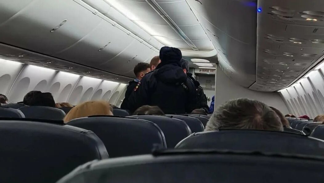 Рейс казань санкт петербург самолет сегодня. Самолёт казань санкт-петербург расписание. Самолёты расписание рейсов норильск москва. Рейс казань санкт петербург самолет сегодня. Сколько лететь до казани из санкт-петербурга.