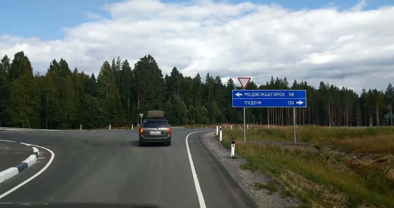 Санкт петербург пудож. Дорога Пудож Медвежьегорск. Пудож город в Карелии. Дорога на Медвежьегорск Карелия. Трасса Вологда Медвежьегорск.