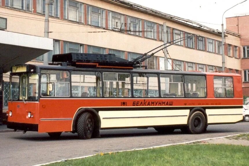 В каком городе выпускают троллейбусы. Троллейбус Белкоммунмаш 2022. Белорусские троллейбусы. Троллейбус Белкоммунмаш 1994 год. Троллейбус Белкоммунмаш БКН 1994.