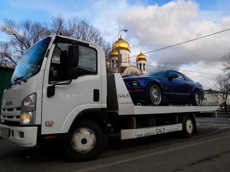 Эвакуатор в московском недорого. Эвакуатор Орехово Борисово. Эвакуатор МСК. Эвакуатор Москва. Эвакуатор с крестом.