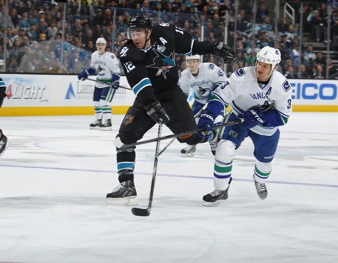 Нхл бомбардир игры. Бомбардиры кхл 2021-2022. Нхл бомбардиры. Драфт нхл 2019. Нхл бомбардир игры.