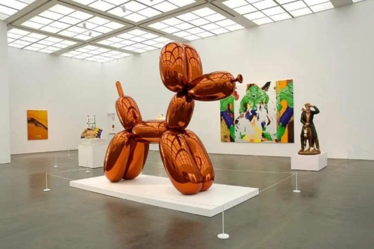 Виды и техники современного искусства. Джефф Кунс балун дог. Джефф Кунс скульптуры. Balloon Dog Джеффа Кунса. Джефф Кунс скульптуры Dog.