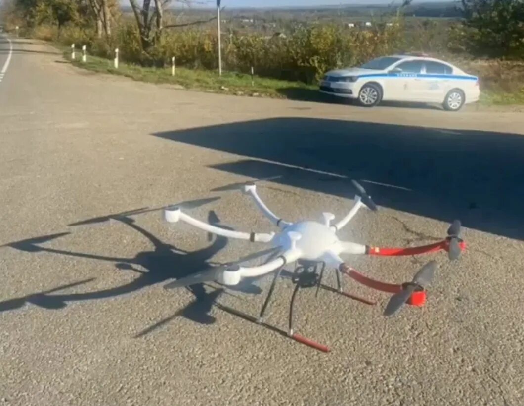 летающие дроны. беспилотник в анапе. беспилотники в анапе. беспилотник на пляже. беспилотник в анапе.