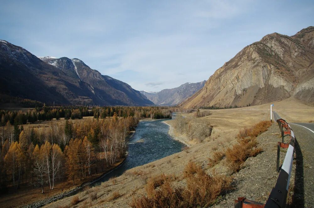 Путешествие гарика сукачева по чуйскому тракту. Харлей гарика сукачева. Сукачев чуйский тракт. Чуйский тракт 2030. Харлей гарика сукачева.