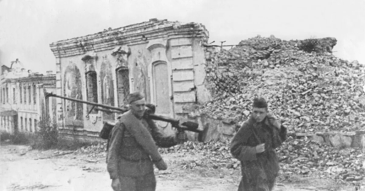 Белгород 5 августа 1943. Ростов на дону 1943. 12 декабря 1941 освобождение солнечногорска. Освобождение кром. Освобождение кром.