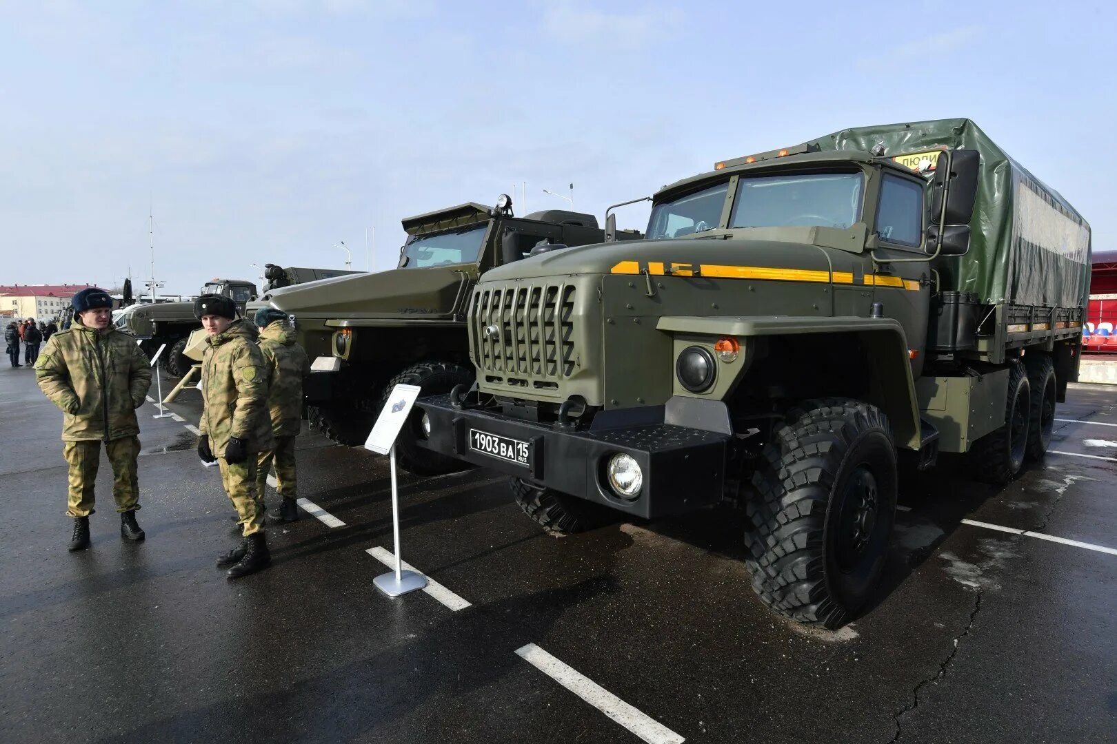 Техническое обеспечение машины. Урал 4320 росгвардия. Здания материального технического снабжения. Войска технического обеспечения. Урал 4320 мто бт.