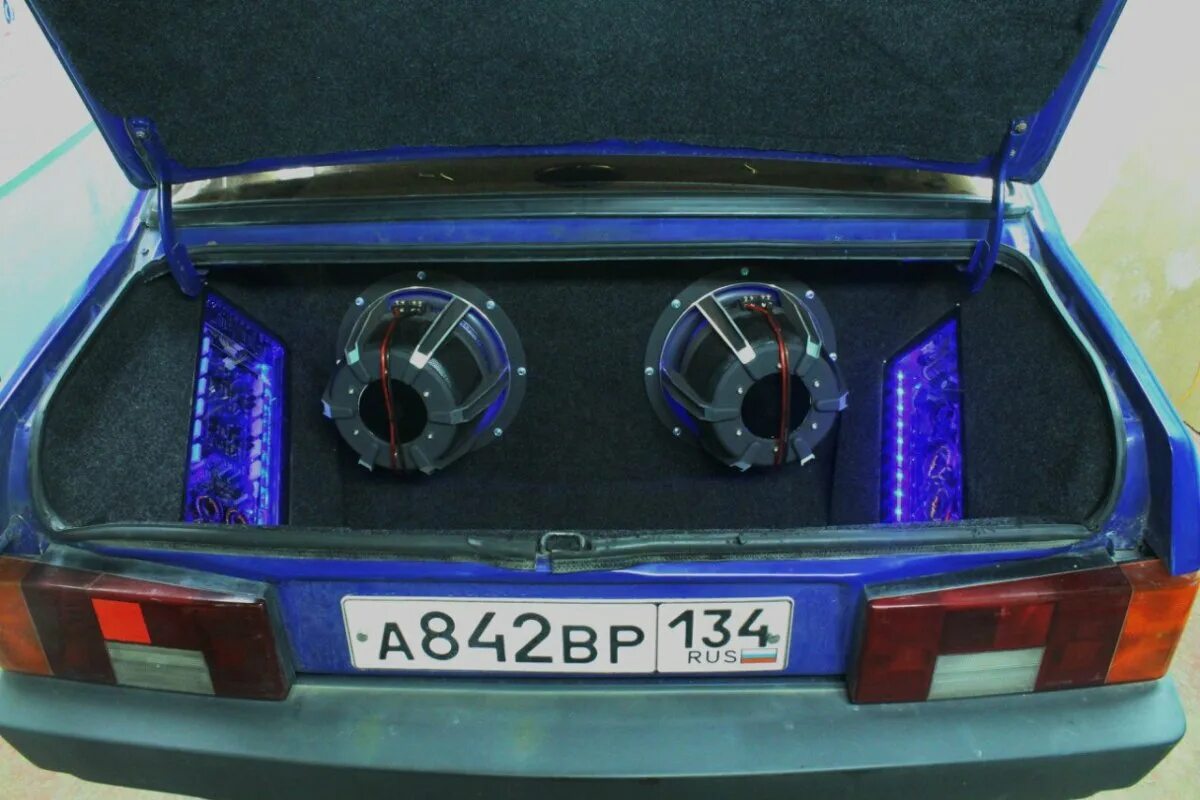 колонки на ваз 2106. передние колонки пищалки на ваз 2107. полка под усилители ваз 2107. ваз 2107 автозвук сабвуфер. ваз 2105 автозвук фронт.