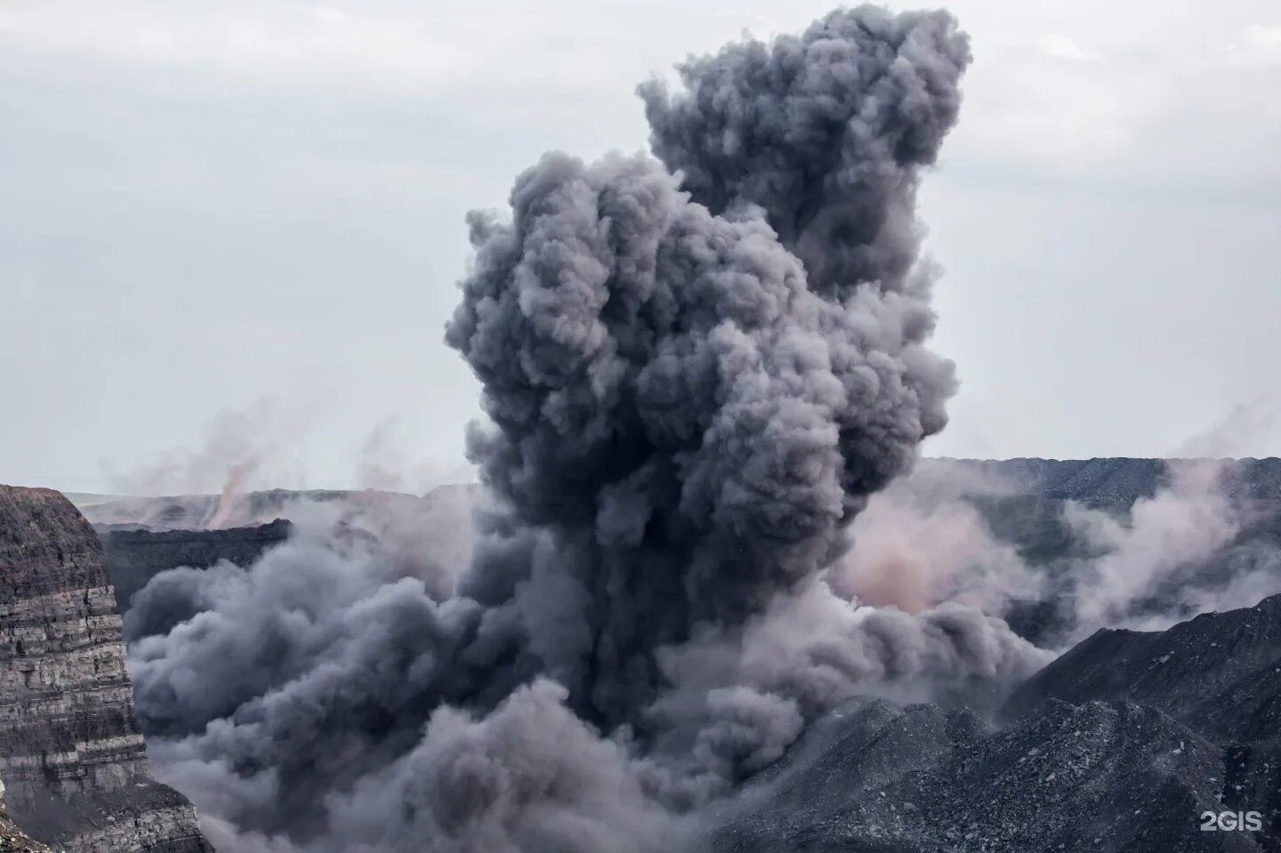 12. Землетрясение в хакасии 2011. Землетрясение в хакасии. Землетрясение в хакасии. Землетрясение в хакасии 2022.