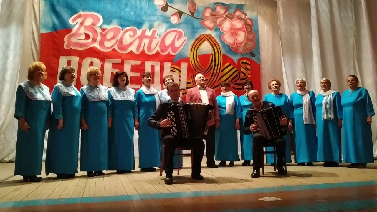 Горловка дом культуры ветеран. Хор ветеранов дк железнодорожников. Дк ветеранов. Дворец культуры ветеранов минск фото. Дк ветеранов минск.