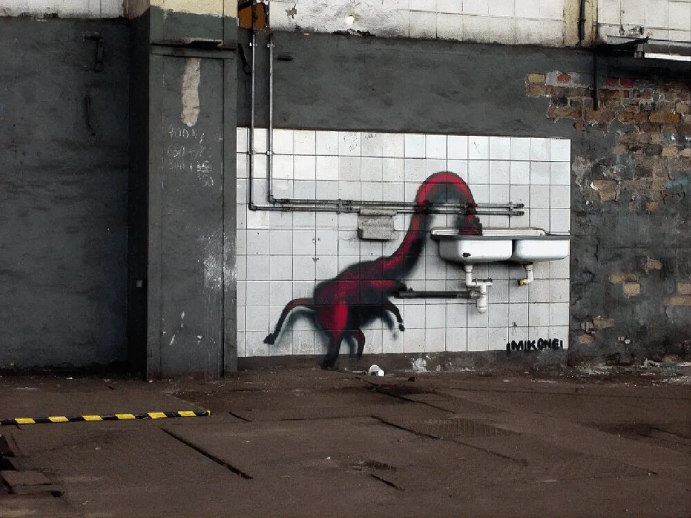 99 rooms. 99 rooms. 99 rooms. Cdn. 99 комнат.