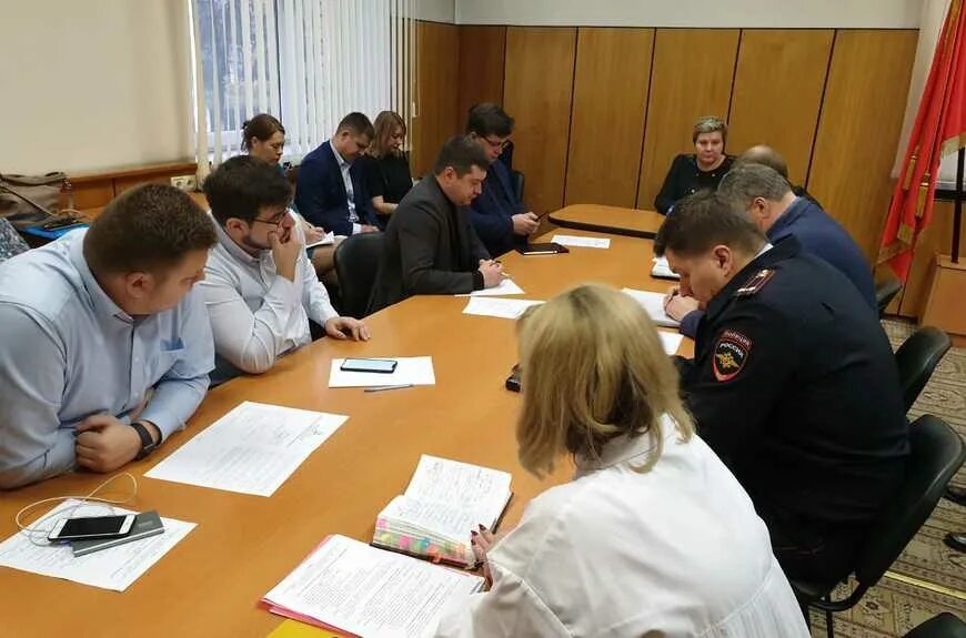 дзержинский город. магнит приглашает на работу. город дзержинский работа вакансии. магнит гипермаркет ул дзержинского 98. мировой суд дзержинского района г оренбурга.