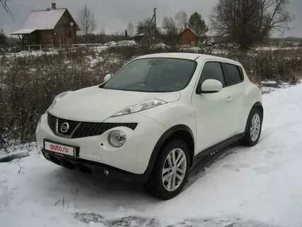 Nissan белая
