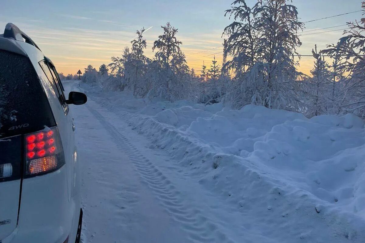 Дорога надым приобье зимник. Лабытнанги зимник. Зимник паюта лабытнанги. Зимник паюта лабытнанги. Зимник коротчаево красноселькуп.