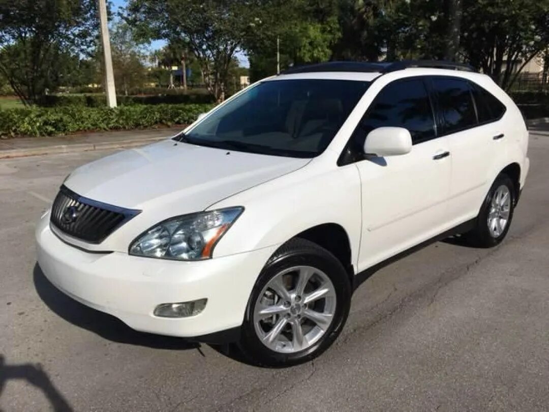 Lexus rx 2008. Lexus RX 2008 белый. Лексус 370 2008. Лексус РХ 300 белый жемчуг. Лексус RX 2 поколение в белом цвете.