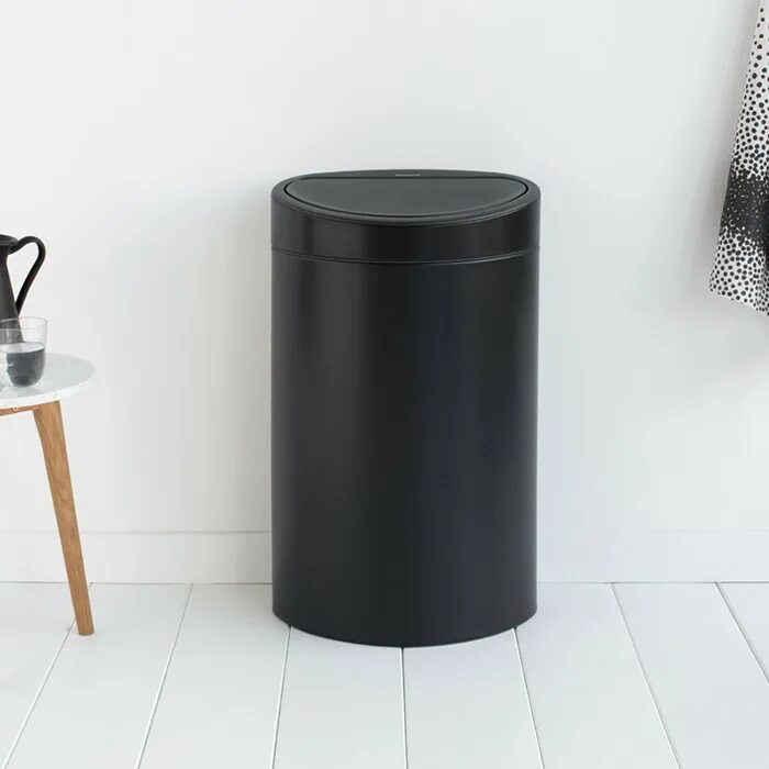 New bin. Мусорный бак brabantia flip bin. Bin back. Brabantia 114960. Мусорное ведро brabantia 477201.