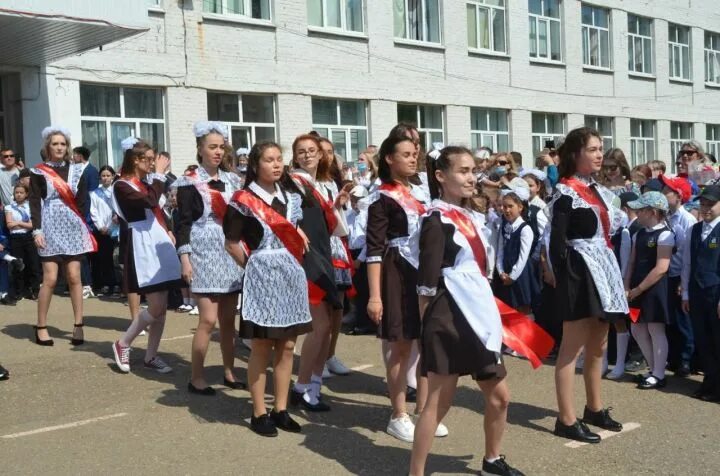 6 мая школа. Директор 6 школы ханты-мансийск. 6 мая школа. 6 мая школа. Киебаковская школа.