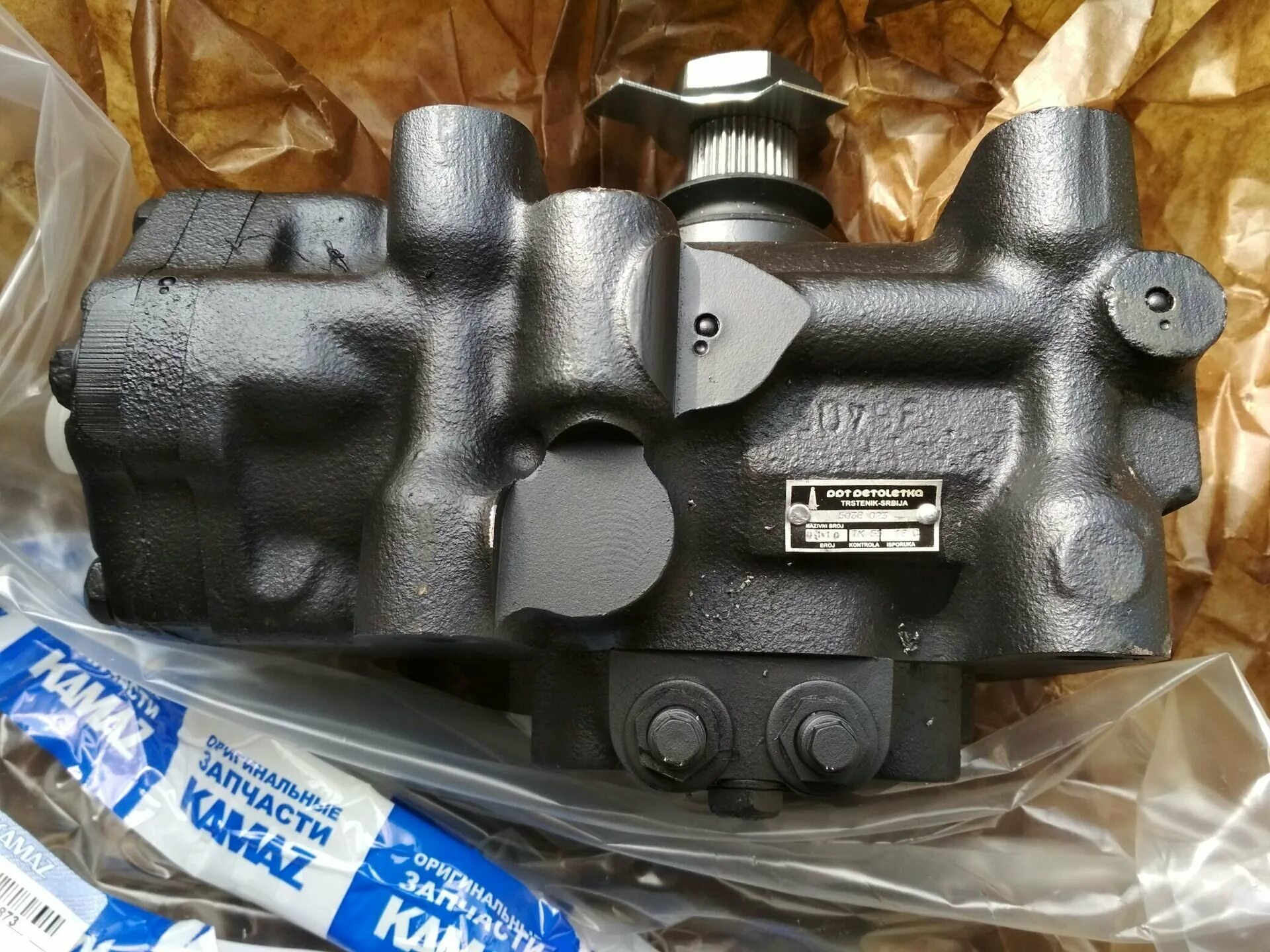 8098 965 212 гур камаз. Гур камаз 6520 zf. Гур камаз 4308. Гур 5038023 камаз 4308. Рулевой механизм камаз 6520.