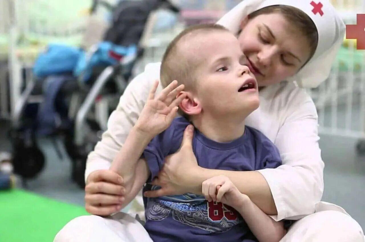 Поддержка человека в больнице