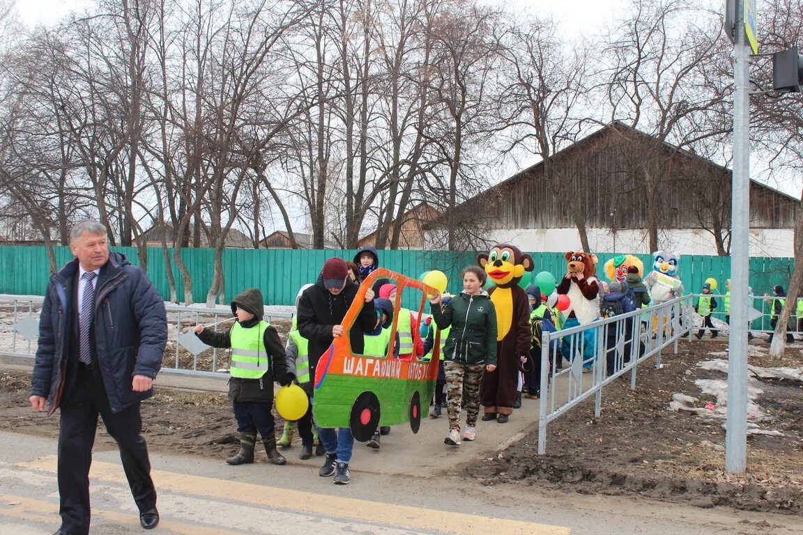 Погода в абатском тюменской на 10 дней. Село Абатское. С Абатское Абатский район. Село Абатское Тюменской области. Шагающий автобус.