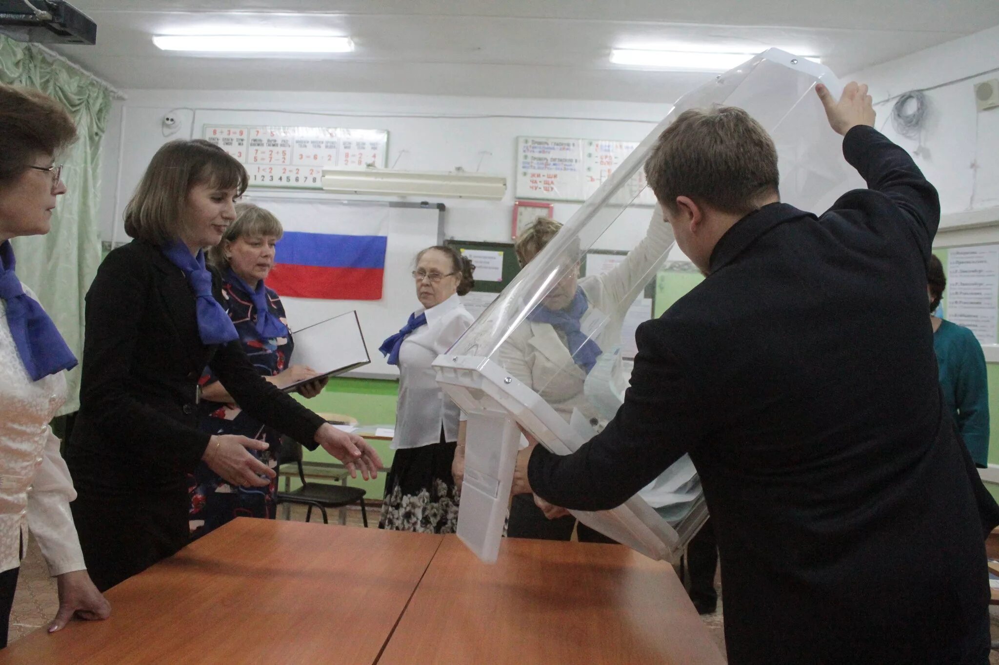 Цик не допустил донцову. Цик не допустил донцову