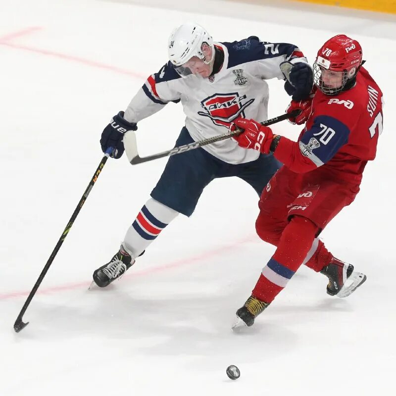 Флаг хк локомотив ярославль. Расписание игр хк локомотив ярославль 2023. Локомотив хоккейный клуб. Плакаты хк локомотив. Локомотив календарь игр.