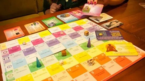Лит играет