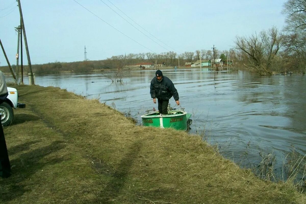 Половодье Саратовская область Ртищевский район. Наводнение в Саратовской области. Паводок Дергачи Саратовская область. Паводок Балашов Саратовская область. Паводок 2024 саратовская обл