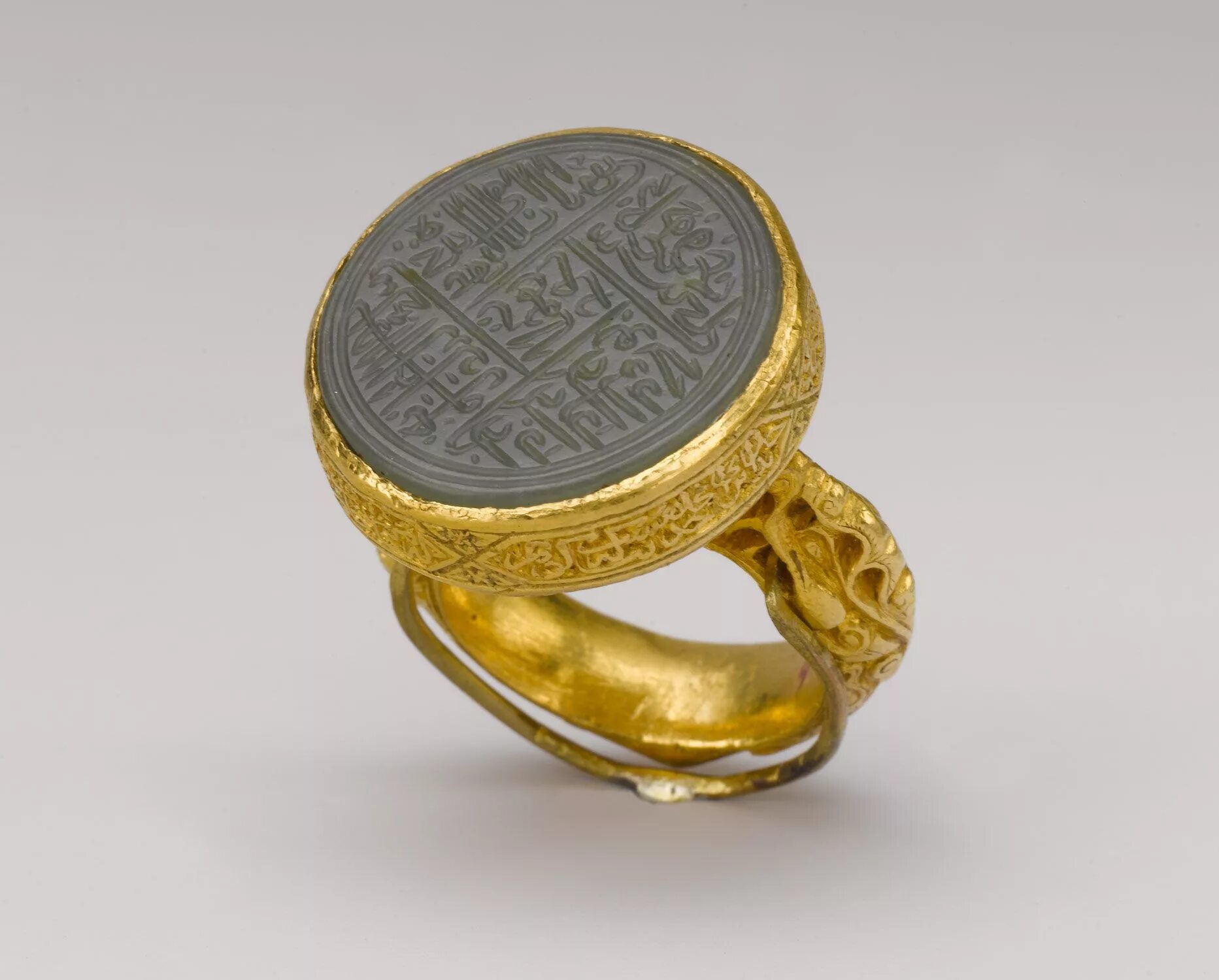 Мусульманская 15. Кольцо Сулеймана пророка. Перстень Metropolitan Museum Langobardic Byzantine Ring.