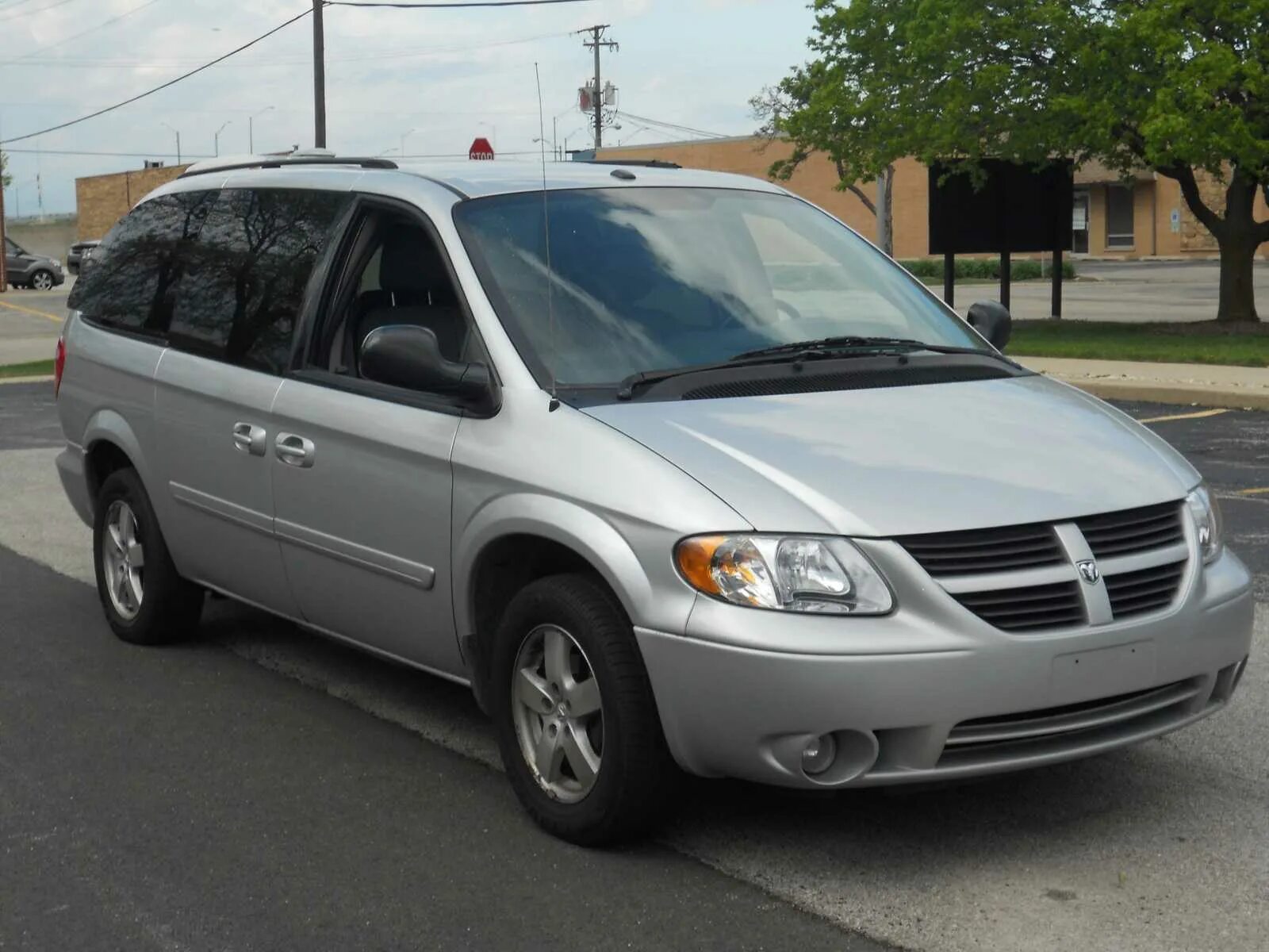 Dodge Caravan 2007. Dodge Grand Caravan. Dodge Caravan 3.3. Додж Гранд Караван 2007. Автомобили додж караван