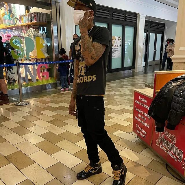 Dev слушать. Dev loc. Dev loc. Dev loc. Og "джеффри" loc.