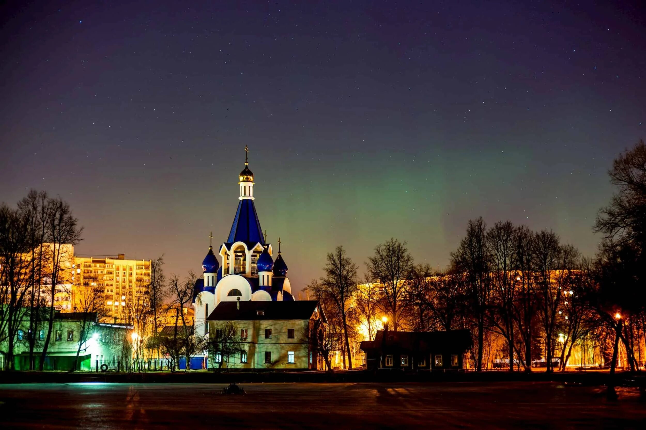 Город костино. Королев храм Рождества Богородицы. Королев Церковь Рождества Пресвятой Богородицы. Богородицерождественский храм г. королёв. Церковь Королев Костино.