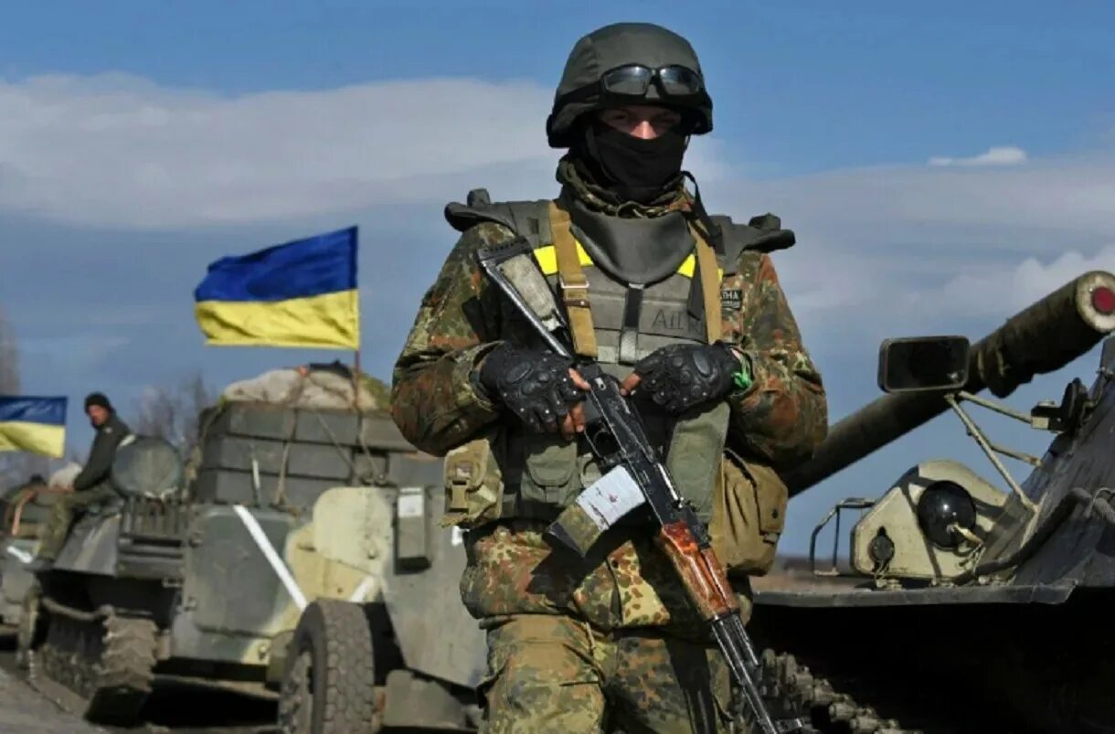 Украинские военные. Украинские войска. Российский солдат. Украина оружие против россии