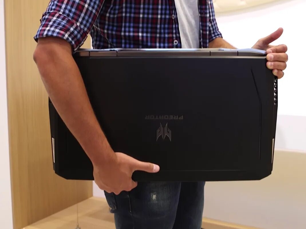 Игровой ноутбук acer predator 21 x. Ноутбук дюймы самый большой. 6. 14 vs 15. Dell xps 13 2015.